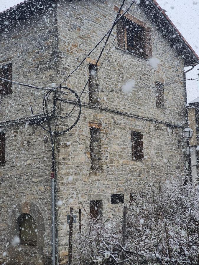 Casa Robelca Villa Biescas  Exteriör bild